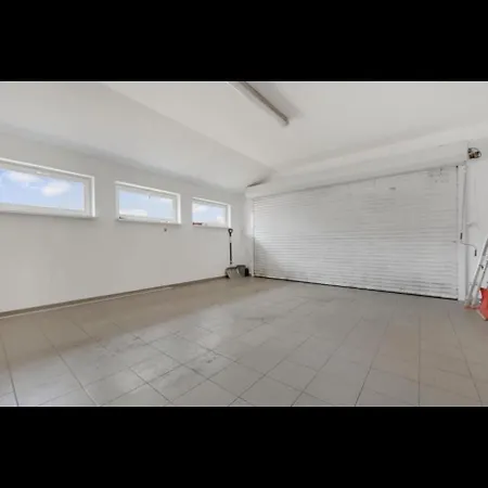 Rodinná Raca Pri Lese S Vyhladom Villa Bratislava